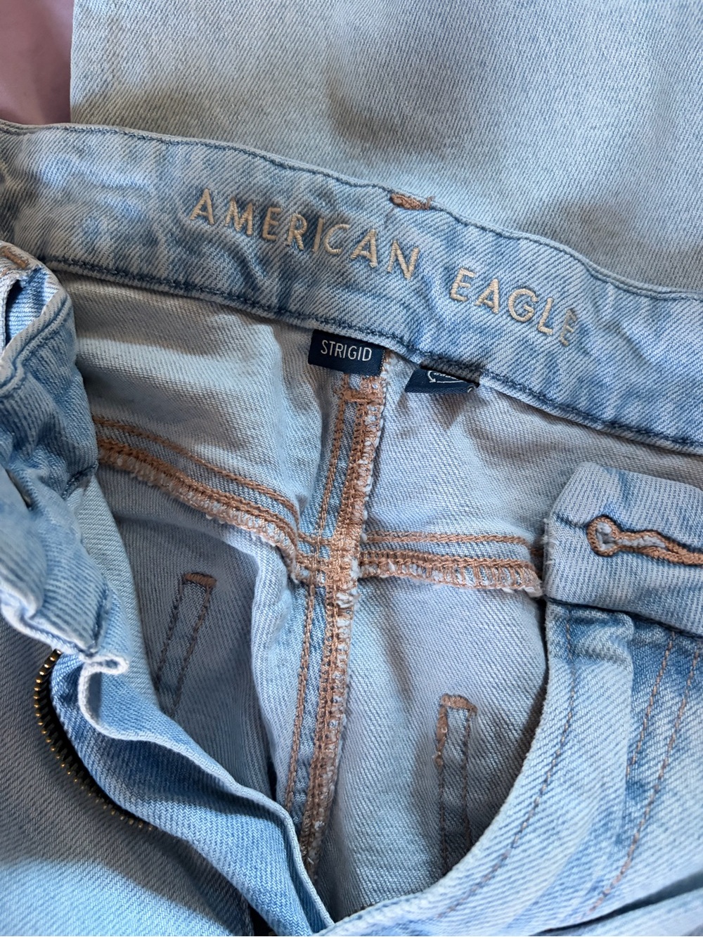 American Eagle Outfitters Light Blue Distressed Boyfriend Jeans - Picture 4 of 5